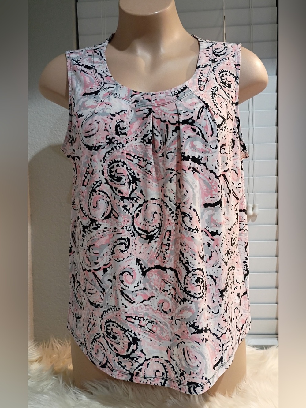 Kasper Women’s 2X Sleeveless Top